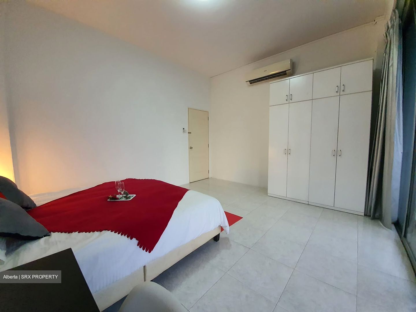 Elizabeth Tower (D9), Apartment #595907531